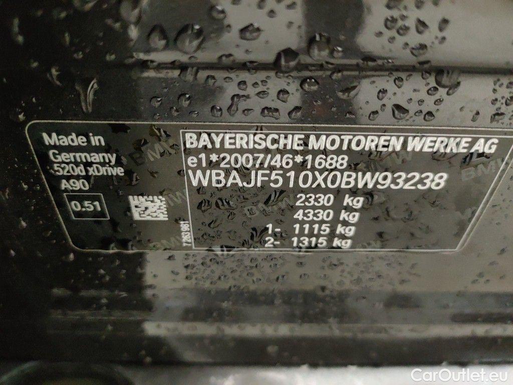 Bmw  Serie 5 BMW 5 DIESEL - 2017 520 dXA 190 (EU6d) 4d #17