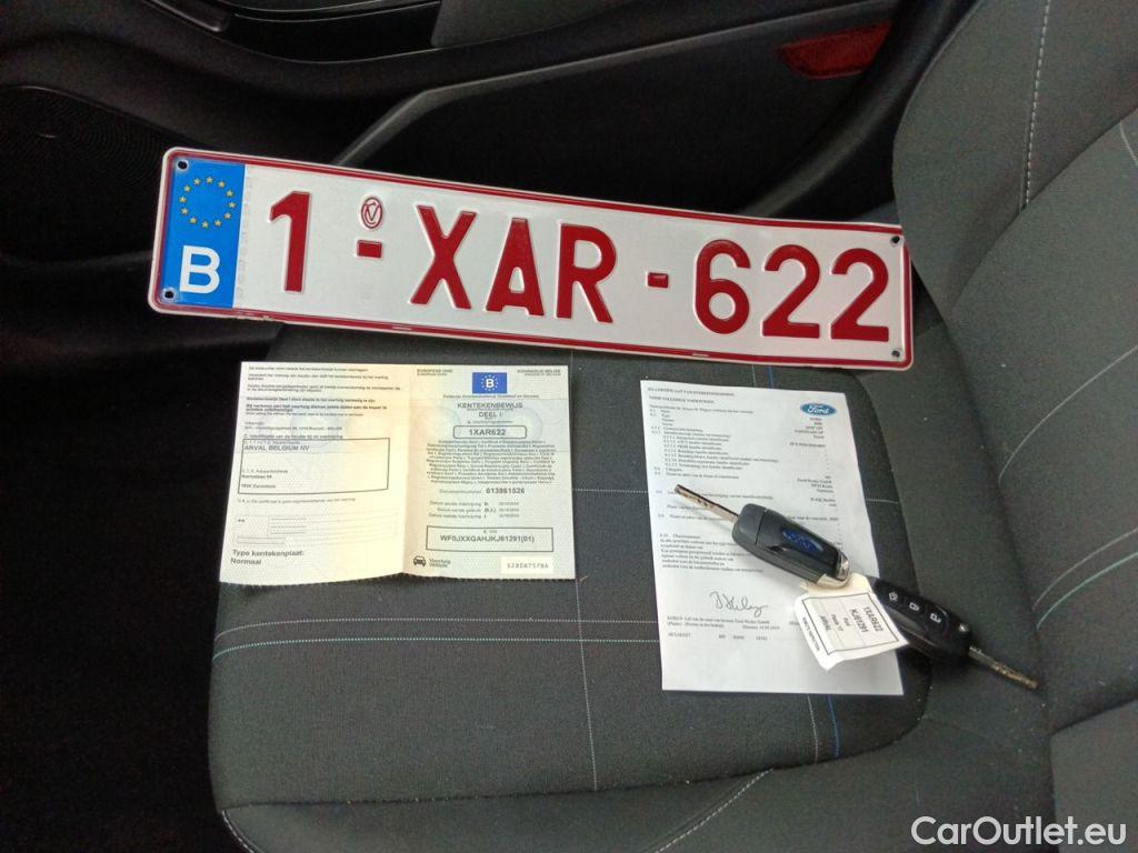 Ford  Fiesta Ford  1.1i 52kW Business Class 5d #4