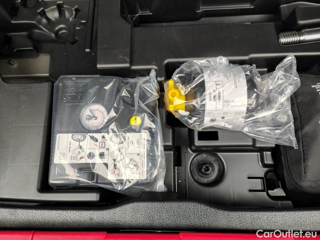 Mercedes  A-Klasse MERCEDES CLASSE A (W177) A 180 136 Business Solution (EU6d-TEMP) 5d Auto #13