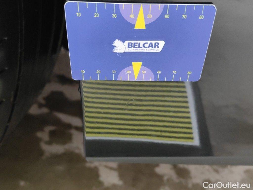 Mercedes  C-Klasse MERCEDES CLASSE C DIESEL 2021 - C220 d 200ch AMG Line Launch Edition 4d Auto #42