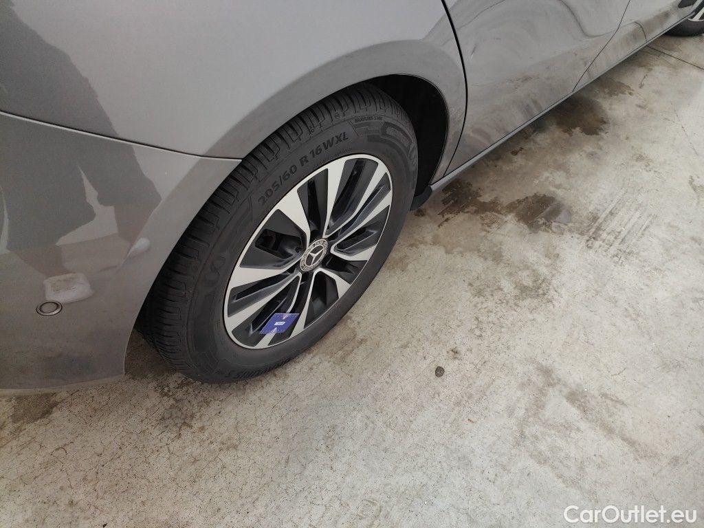 Mercedes  A-Klasse Mercedes-Benz  A 180 d Business Solution Aut. 5d #30