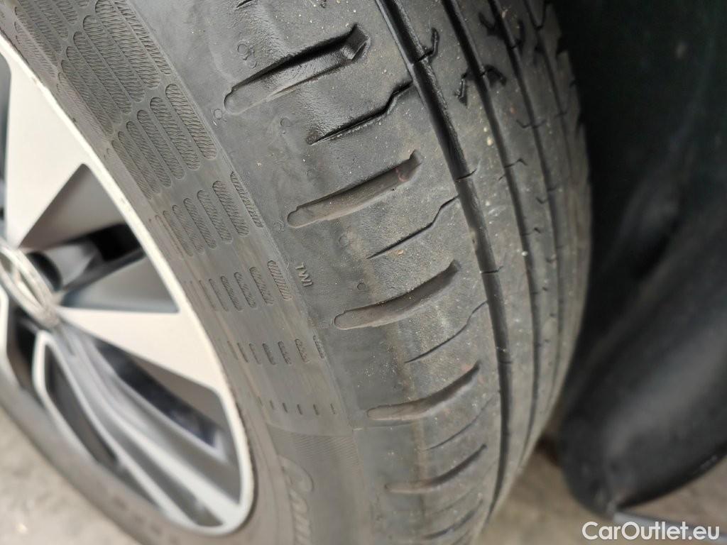 Mercedes  A-Klasse MERCEDES CLASSE A (W177) A 180 136 Business Solution (EU6d-TEMP) 5d Auto #14