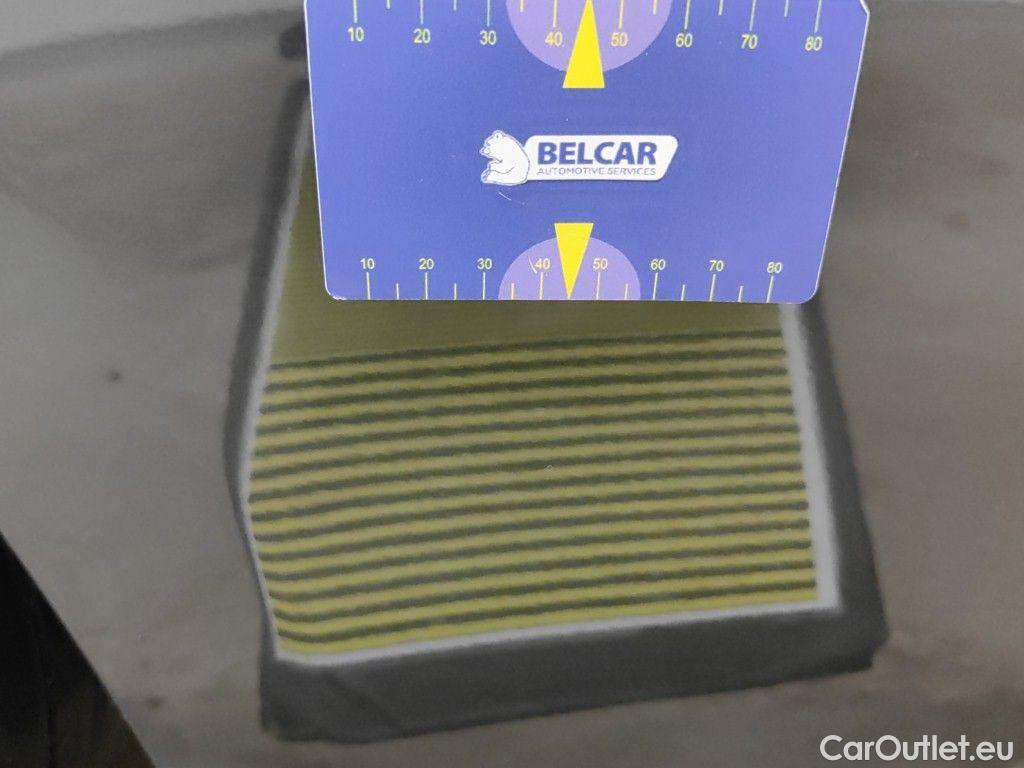 Mercedes  C-Klasse MERCEDES CLASSE C DIESEL 2021 - C220 d 200ch AMG Line Launch Edition 4d Auto #41