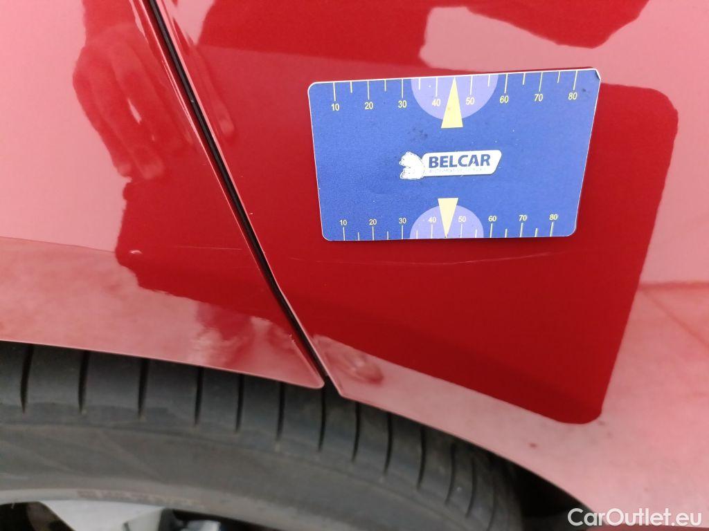 Jaguar  F-PACE JAGUAR  - 2021 2.0 T PHEV AWD P400e R-Dynamic S 5d #46