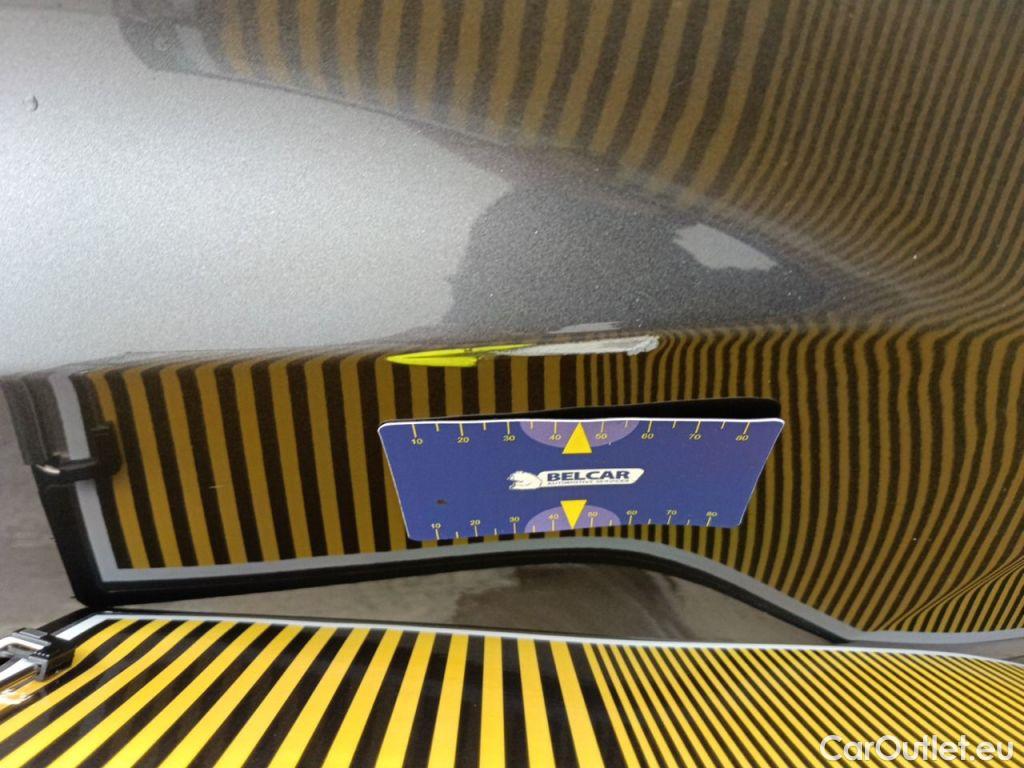 Jeep  Grand Cherokee JEEP  DIESEL - 2013 3.0 V6 TD 250 Overland (EU6d) 5d Auto #37