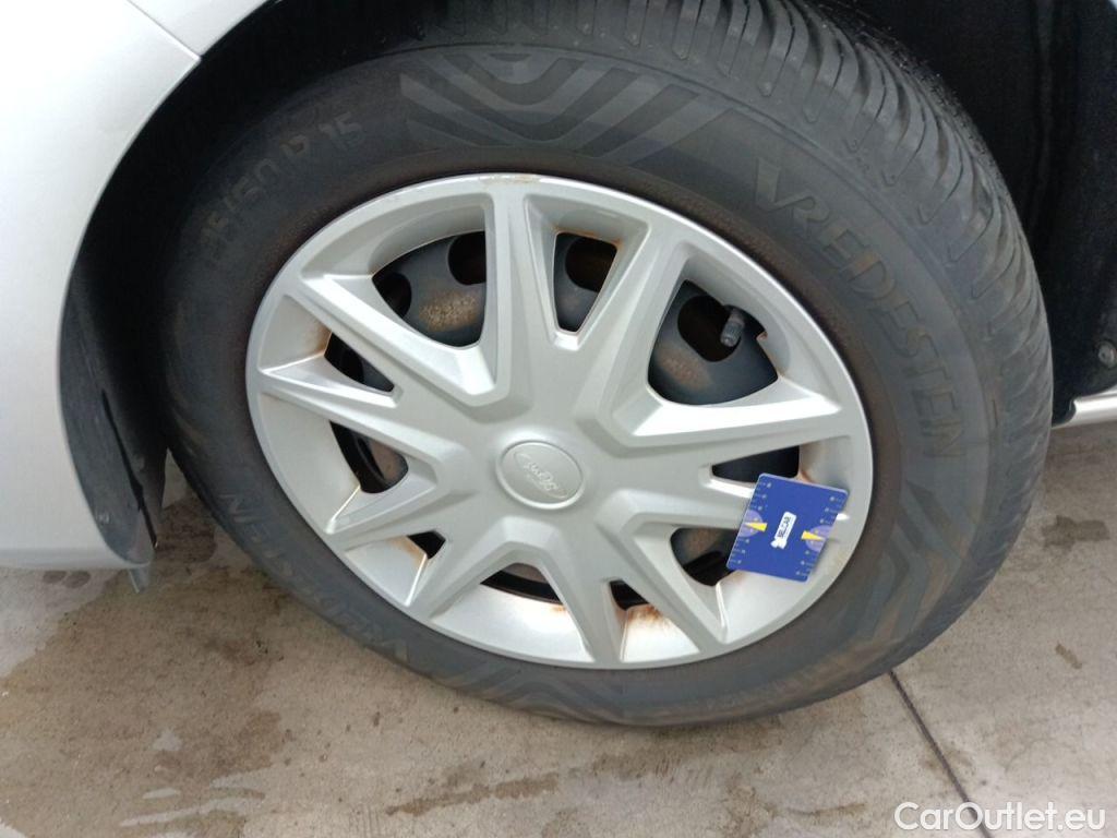 Ford  Fiesta Ford  1.1i 52kW Business Class 5d #32