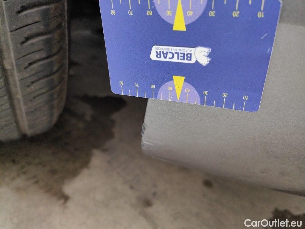 Mercedes  A-Klasse Mercedes-Benz  A 180 d Business Solution Aut. 5d #41