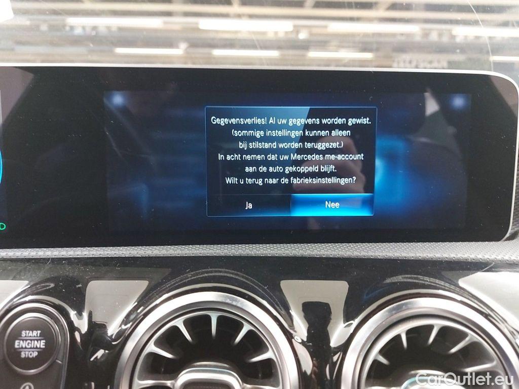 Mercedes  CLA-Klasse Mercedes-Benz CLA Shooting Brake CLA 180 Business Solution Aut. 5d #12