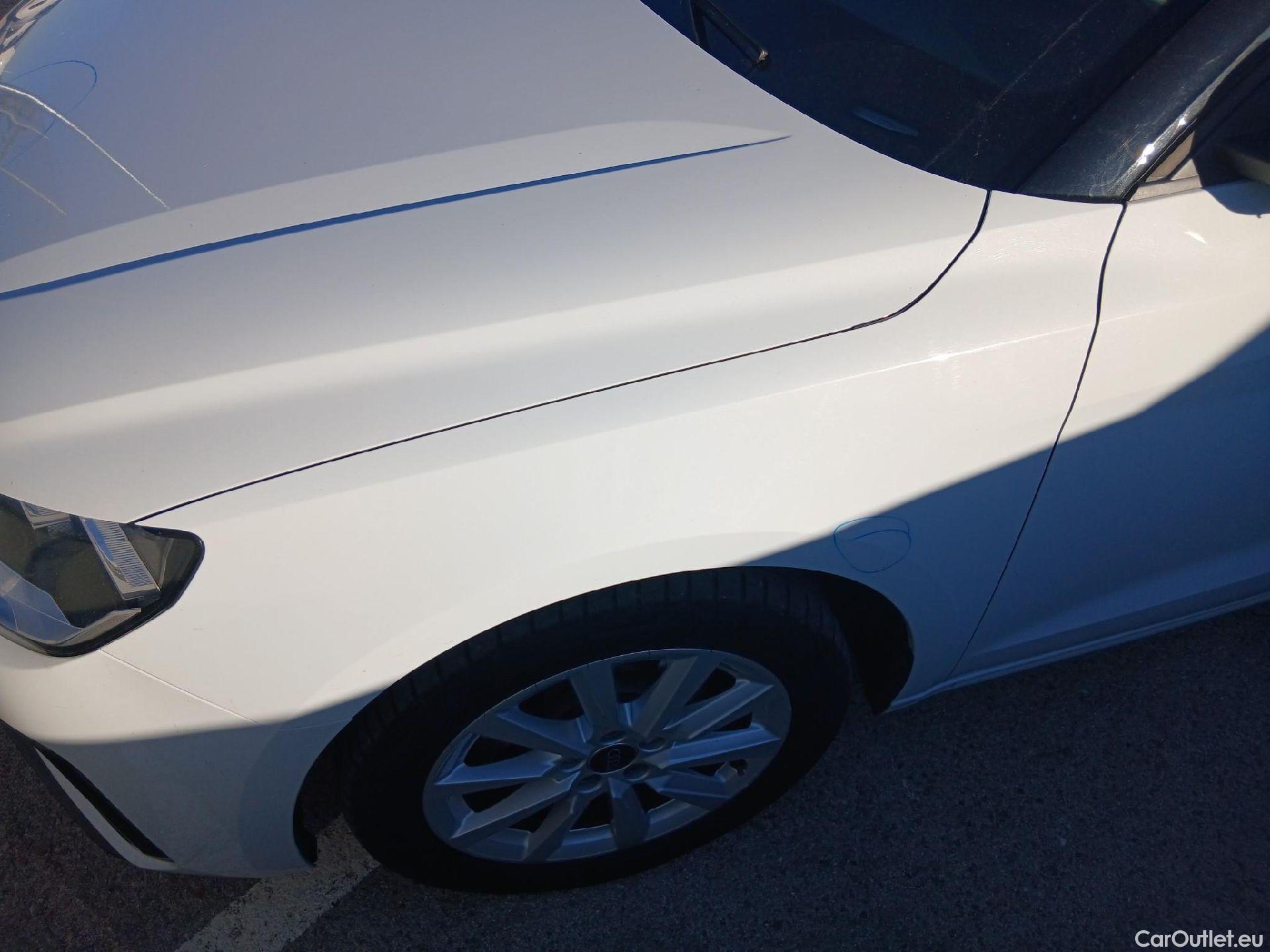 Audi  A1 Sportback AUDI A1 / 2018 / 5P / berlina con portón Sportback Advanced 30 TFSI 81kW (110CV) #25