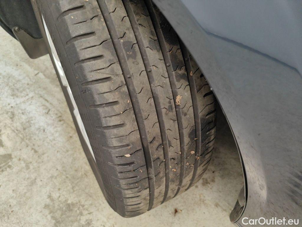 Volvo  XC60 Volvo  D4 120kW Geartronic Momentum Pro 5d #18