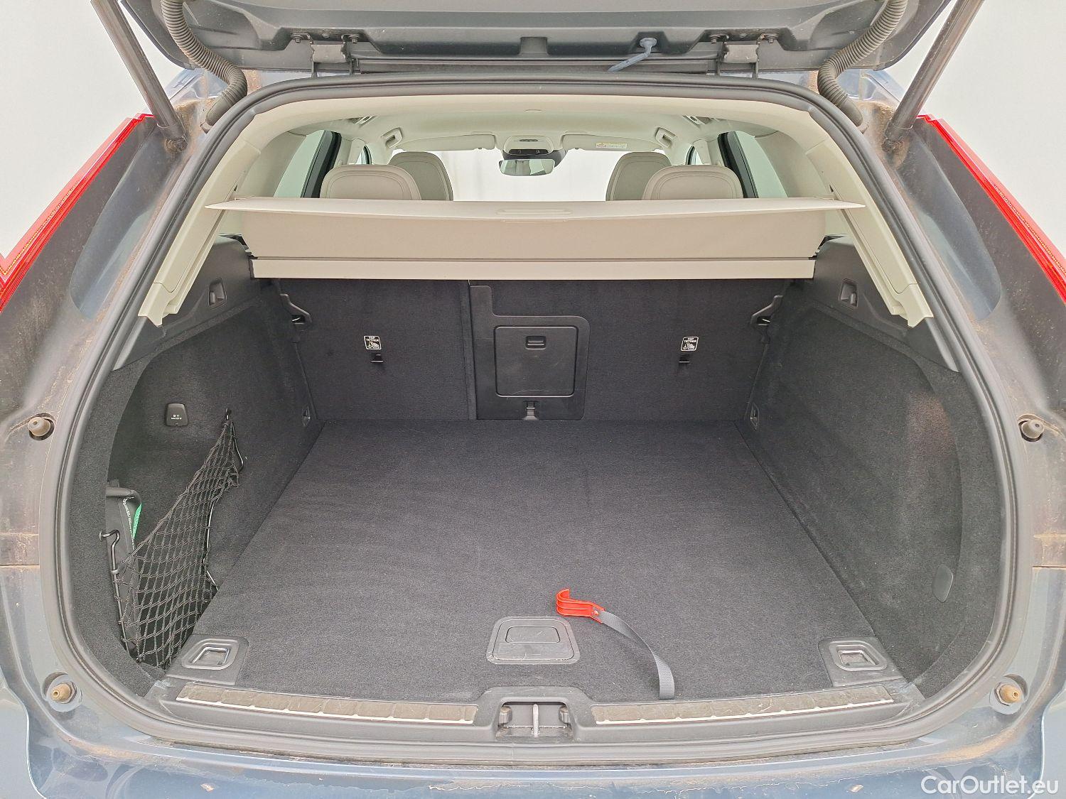 Volvo  XC60 Volvo,  '17, Volvo  D4 120kW Geartronic Momentum Pro 5d #7