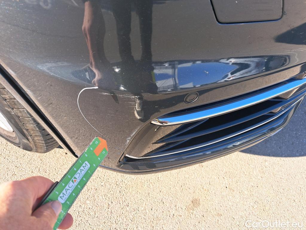  Audi  Q5 AUDI  / 2016 / 5P / todoterreno Design 35 TDI 120kW S tronic (AC) #17