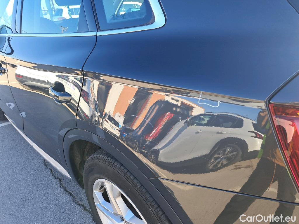  Audi  Q5 AUDI  / 2016 / 5P / todoterreno Design 35 TDI 120kW S tronic (AC) #6