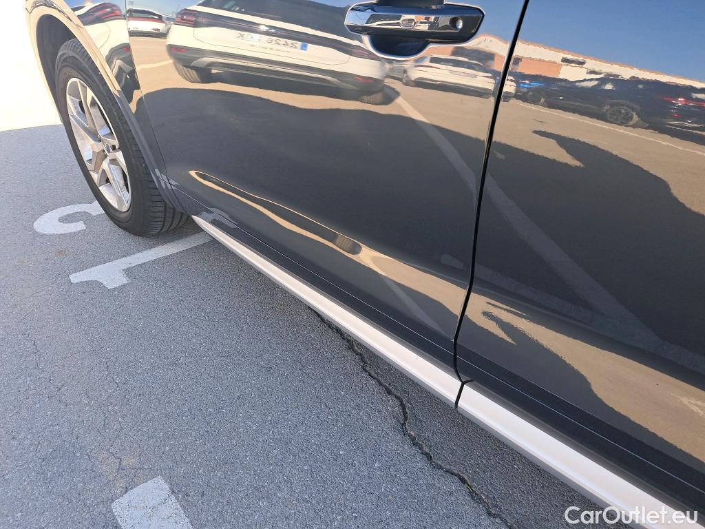  Audi  Q5 AUDI  / 2016 / 5P / todoterreno Design 35 TDI 120kW S tronic (AC) #33