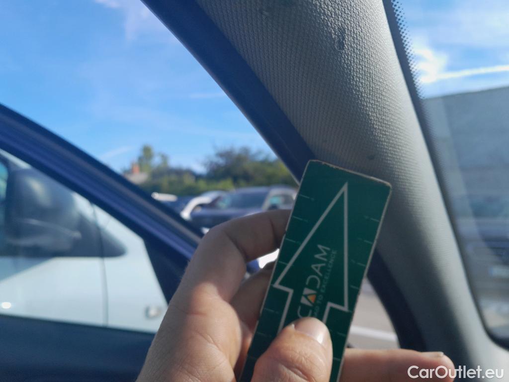  Bmw  Serie 1 BMW  / 2015 / 5P / berlina con portón 116d #15