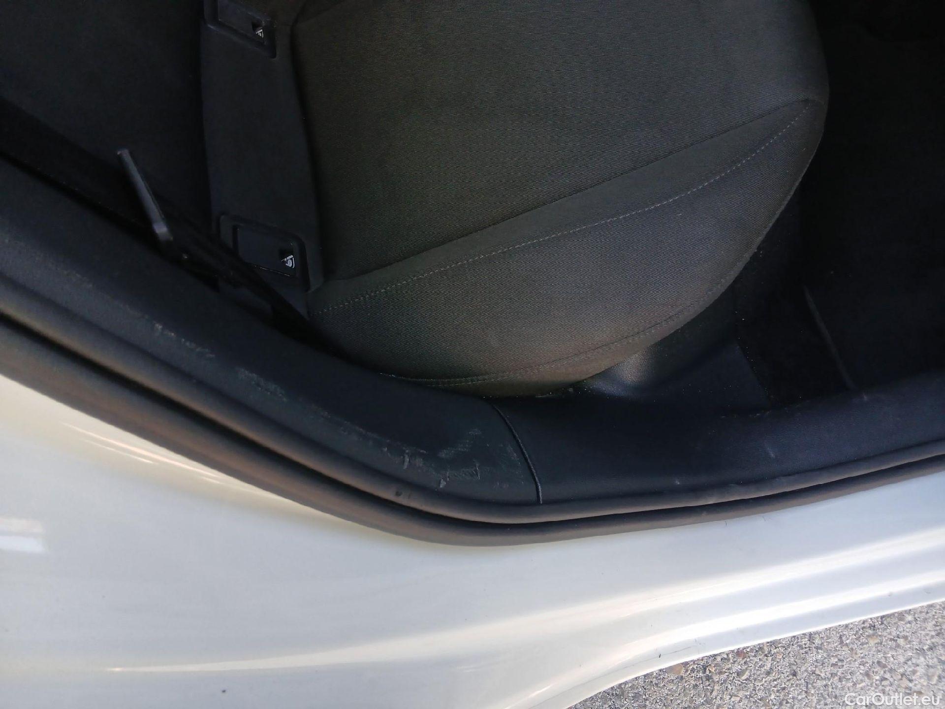 Audi  A1 Sportback AUDI A1 / 2018 / 5P / berlina con portón Sportback Advanced 30 TFSI 81kW (110CV) #7