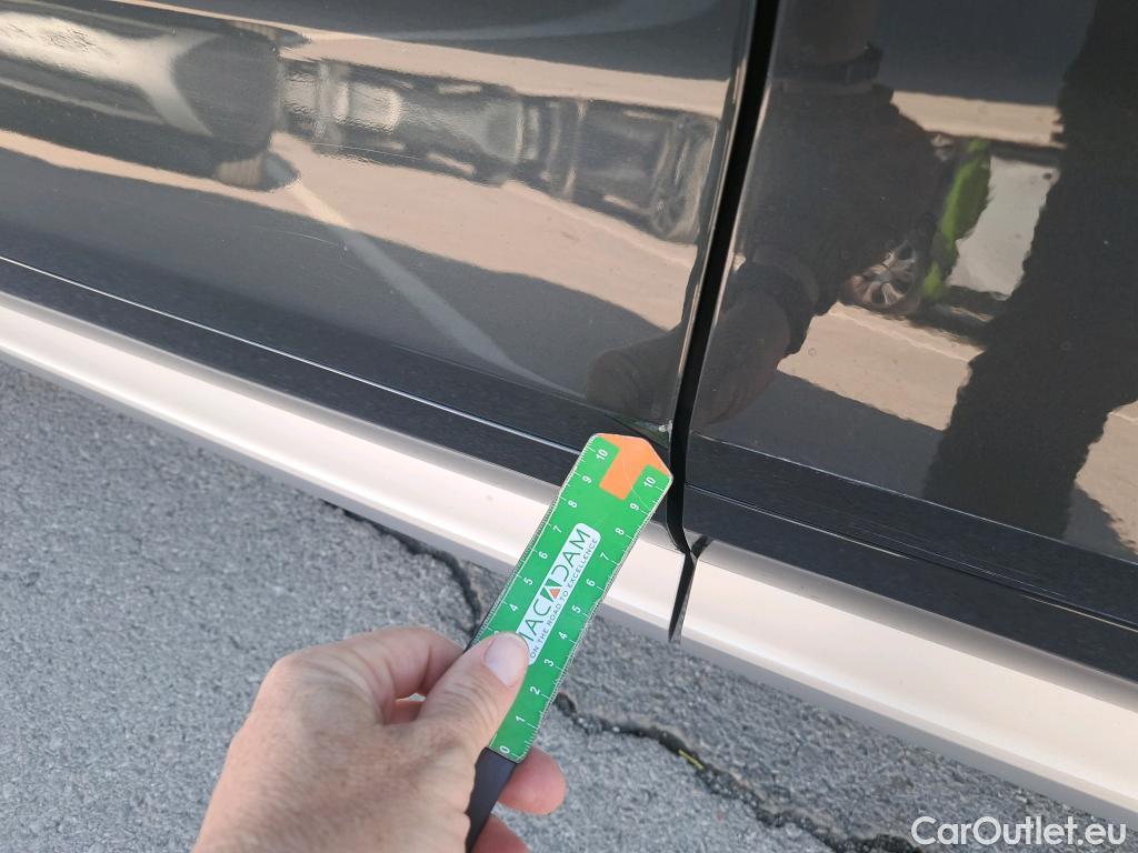  Audi  Q5 AUDI  / 2016 / 5P / todoterreno Design 35 TDI 120kW S tronic (AC) #34