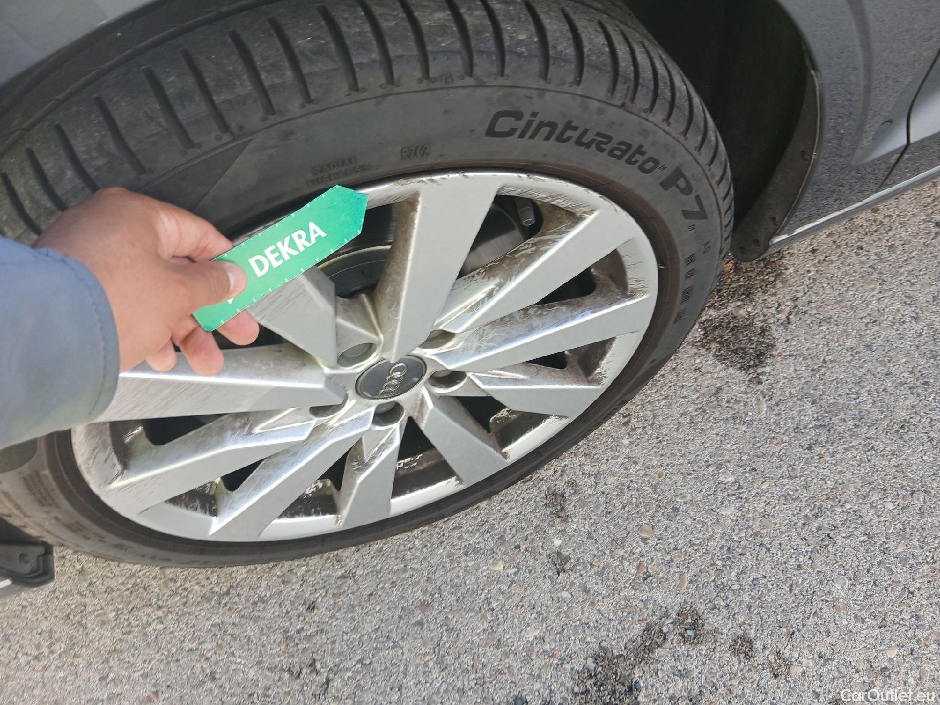  Audi  A3 AUDI  / 2016 / 4P / sedán Sedan Design 35 TDI 110kW S tronic #10