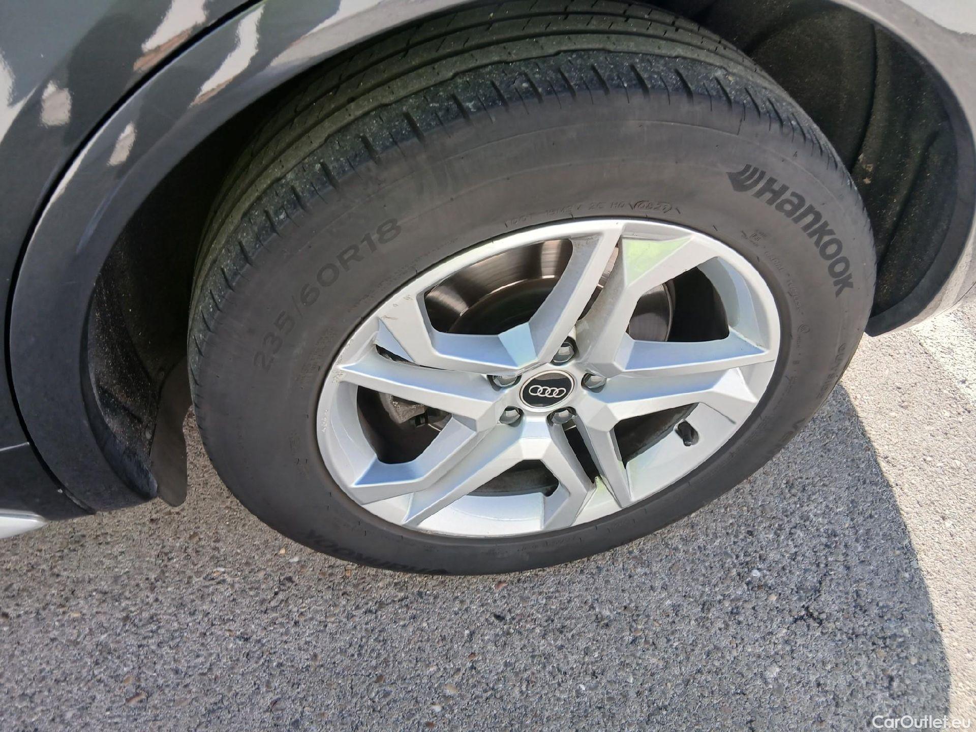  Audi  Q5 AUDI  / 2020 / 5P / todoterreno Advanced 35 TDI 120kW S tronic (AC2) #6