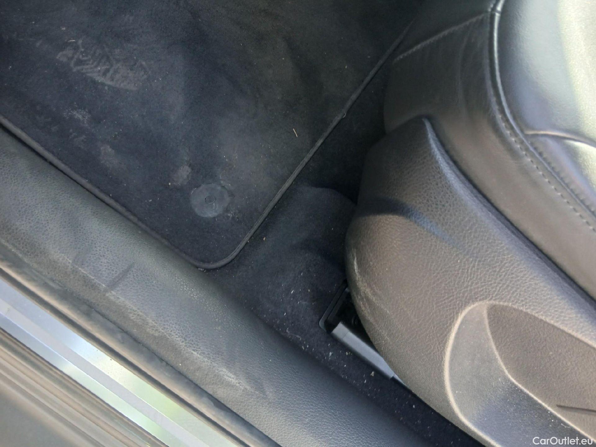  Audi  A3 AUDI  / 2016 / 4P / sedán Sedan Design 35 TDI 110kW S tronic #1