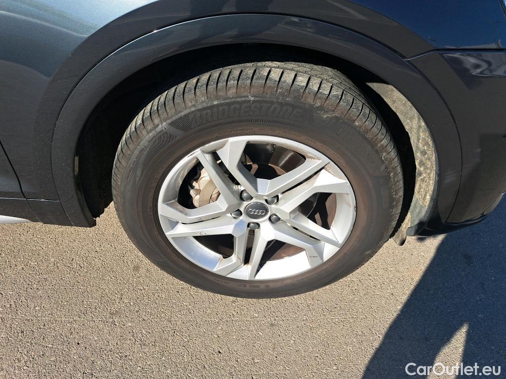  Audi  Q5 AUDI  / 2016 / 5P / todoterreno Design 35 TDI 120kW S tronic (AC) #37