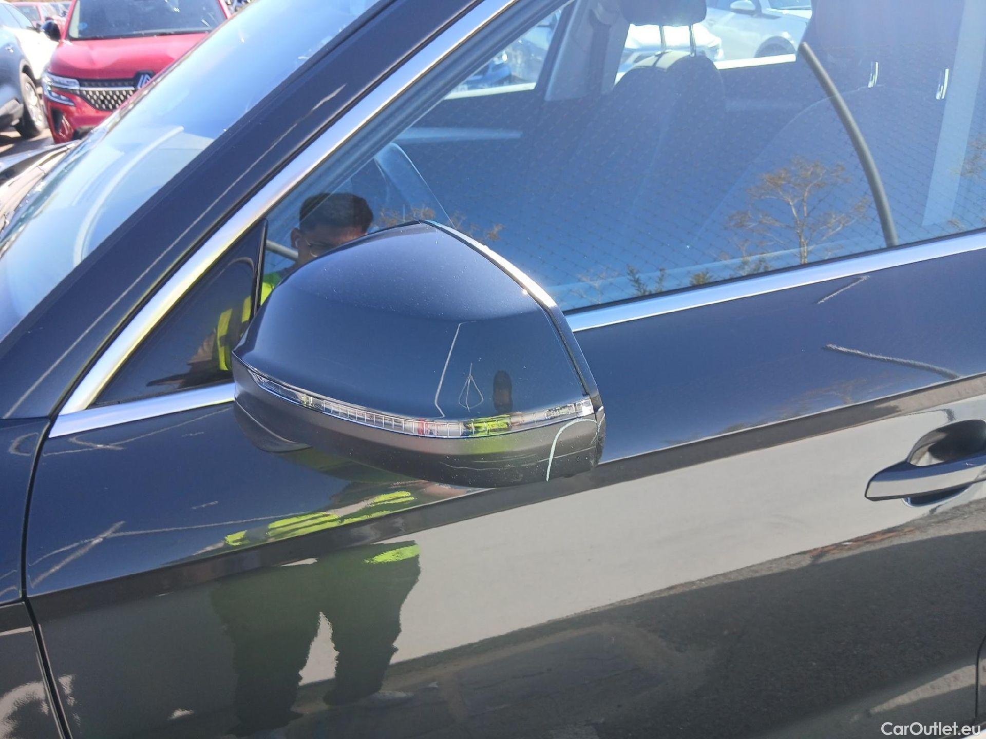  Audi  Q5 AUDI  / 2020 / 5P / todoterreno Advanced 35 TDI 120kW S tronic (AC2) #25