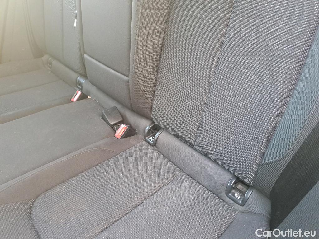  Audi  Q5 AUDI  / 2016 / 5P / todoterreno Design 35 TDI 120kW S tronic (AC) #31