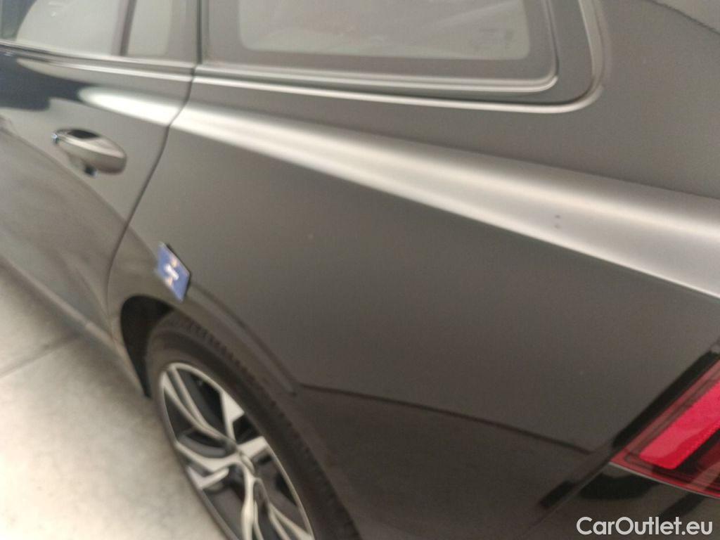 Volvo  V60 VOLVO  DIESEL - 2022 2.0 B4 197hp Plus Dark 5d #21