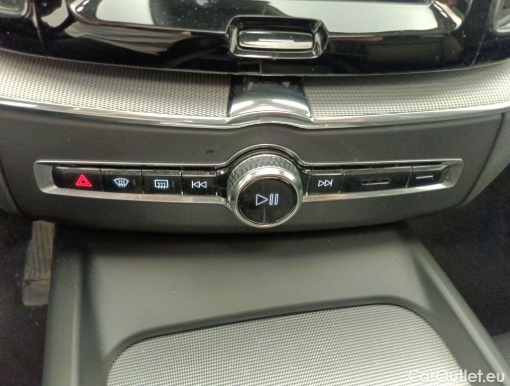 Volvo  XC60 VOLVO  - 2021 2.0 T6 PHEV AWD Plus Dark 5d #29