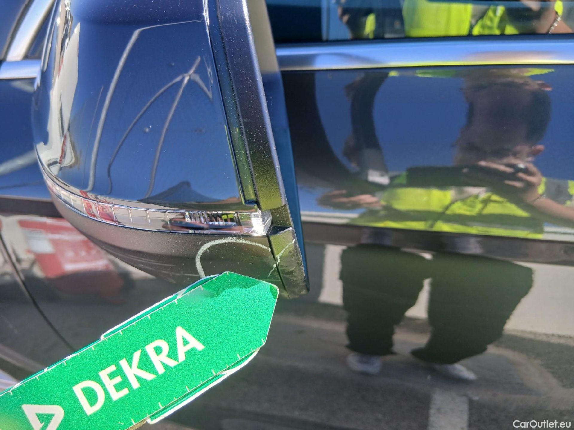  Audi  Q5 AUDI  / 2020 / 5P / todoterreno Advanced 35 TDI 120kW S tronic (AC2) #27