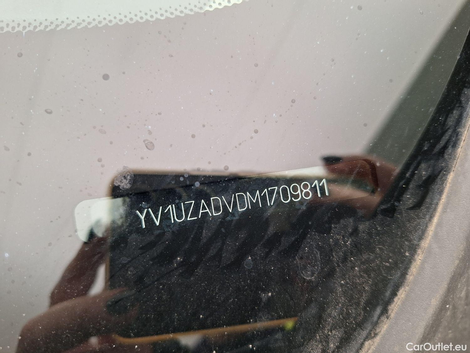 Volvo  XC60 Volvo,  '17, Volvo  D4 120kW Geartronic Momentum Pro 5d #13