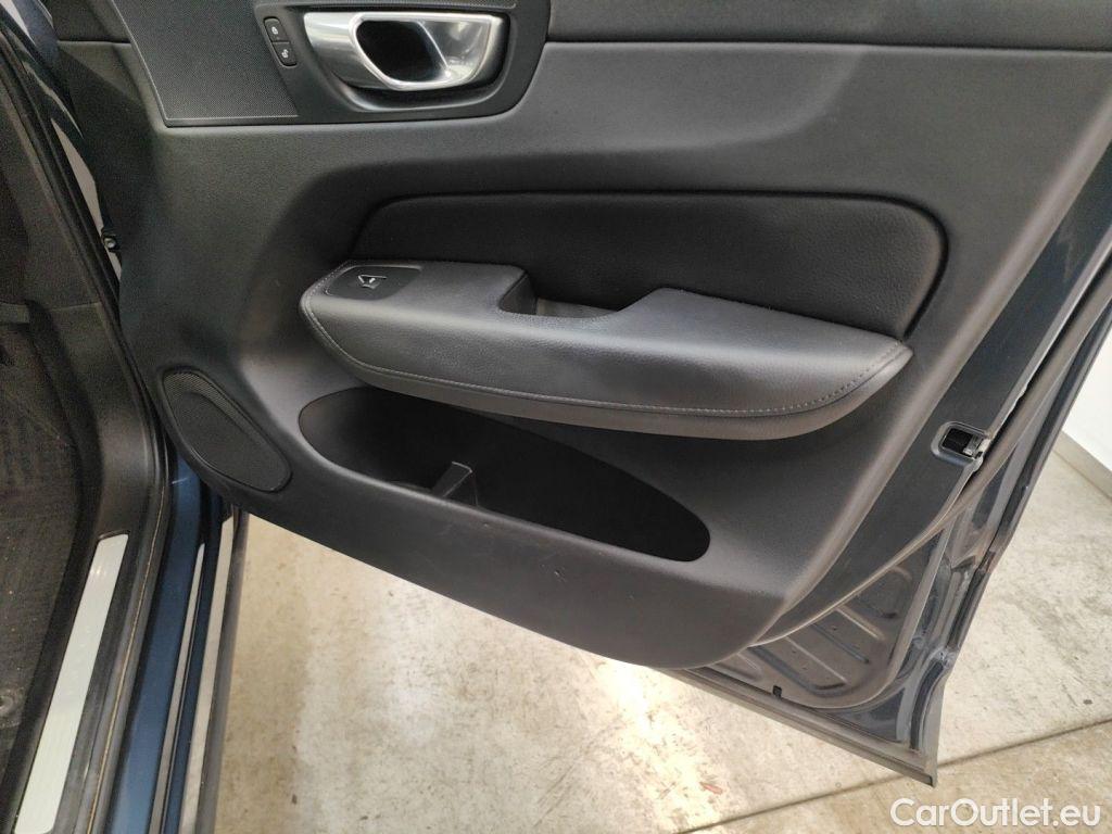 Volvo  XC60 Volvo  D4 120kW Geartronic Momentum Pro 5d #71