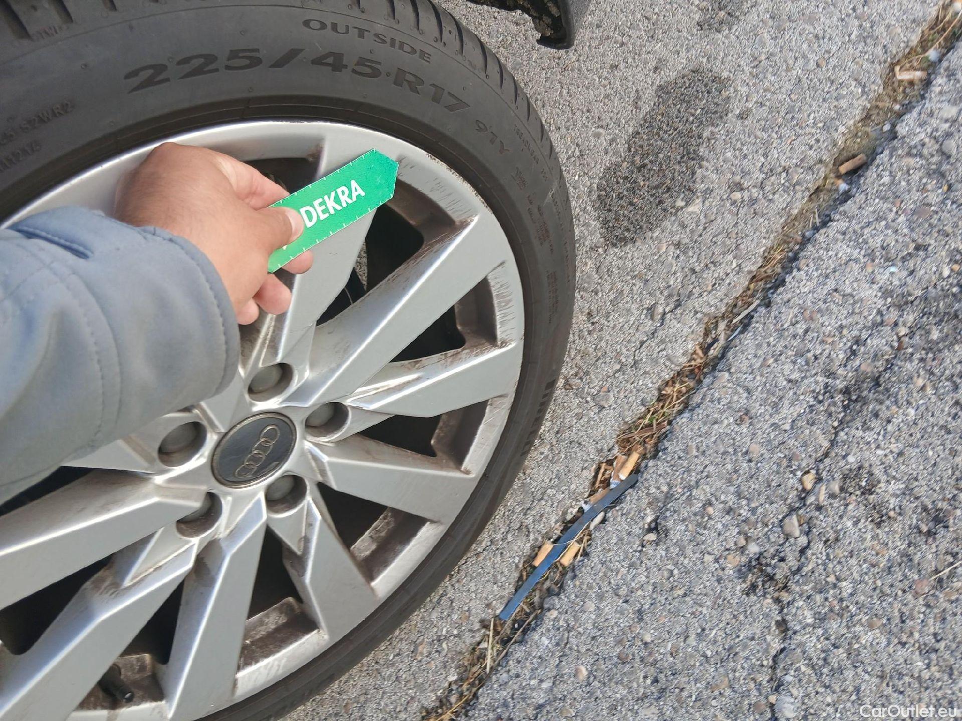  Audi  A3 AUDI  / 2016 / 4P / sedán Sedan Design 35 TDI 110kW S tronic #17