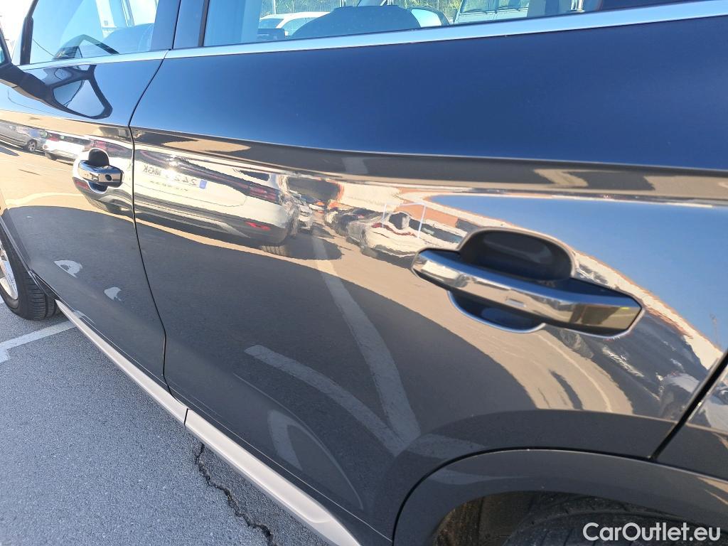  Audi  Q5 AUDI  / 2016 / 5P / todoterreno Design 35 TDI 120kW S tronic (AC) #3