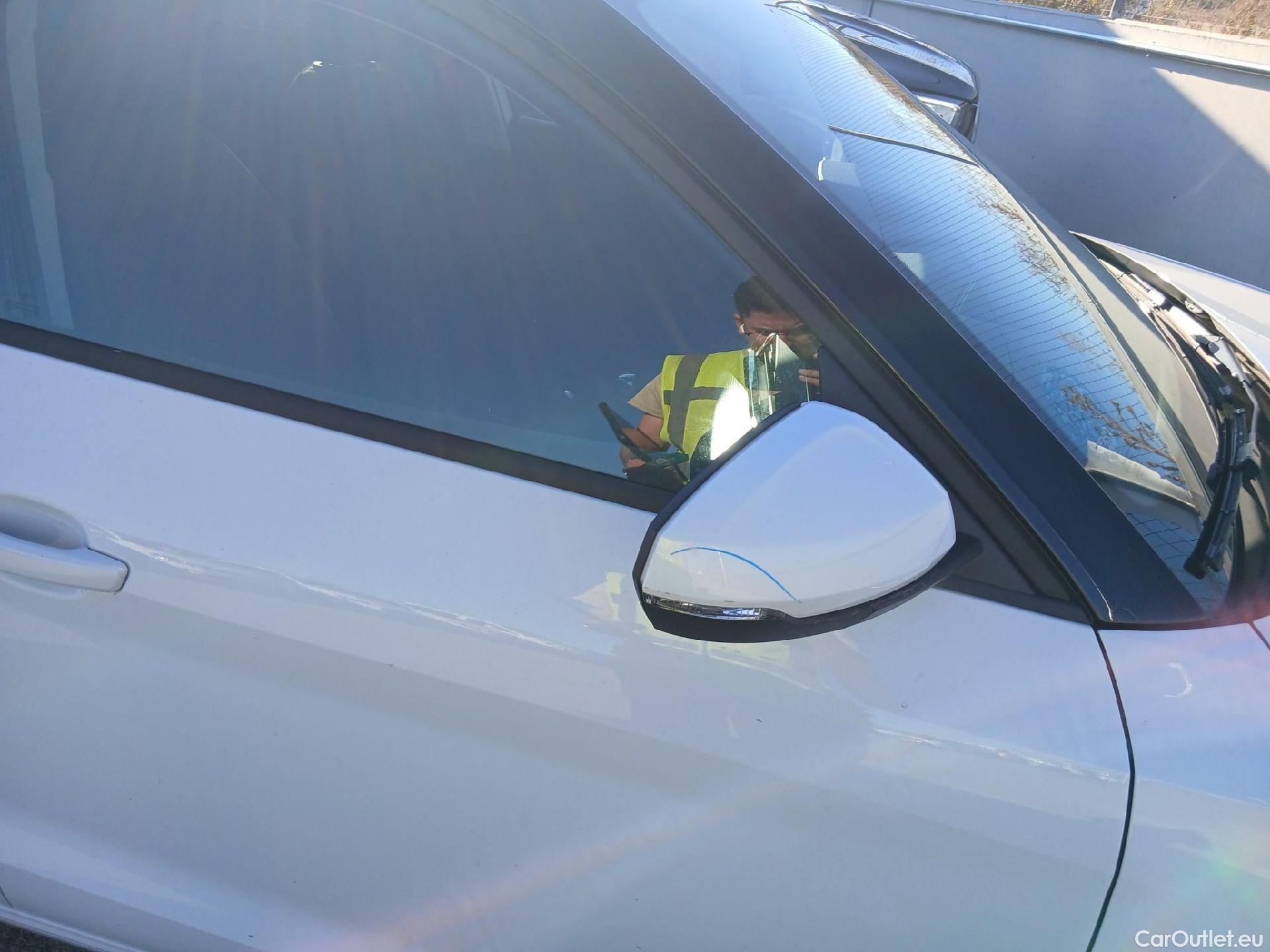 Audi  A1 Sportback AUDI A1 / 2018 / 5P / berlina con portón Sportback Advanced 30 TFSI 81kW (110CV) #33