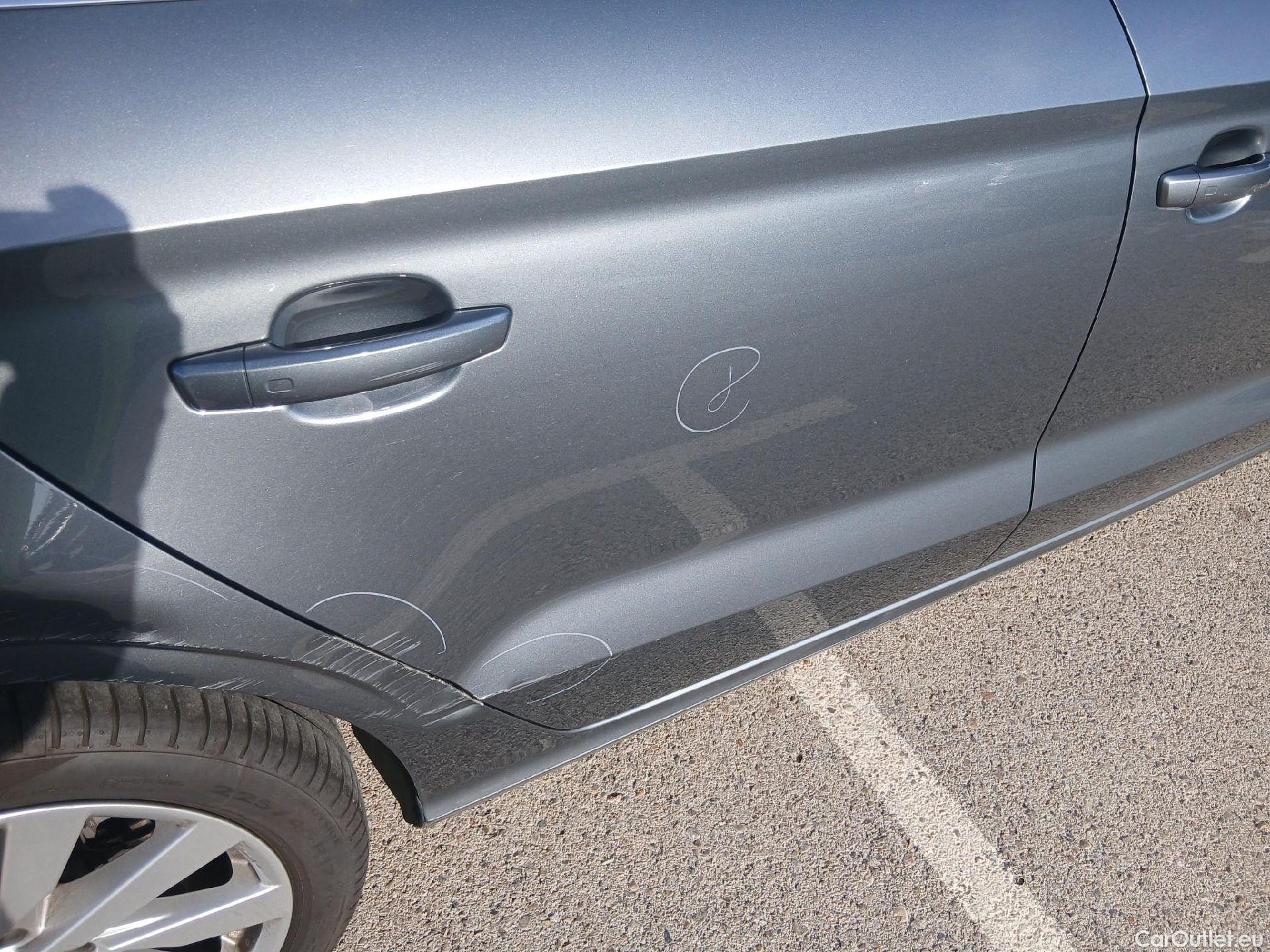  Audi  A3 AUDI  / 2016 / 4P / sedán Sedan Design 35 TDI 110kW S tronic #24