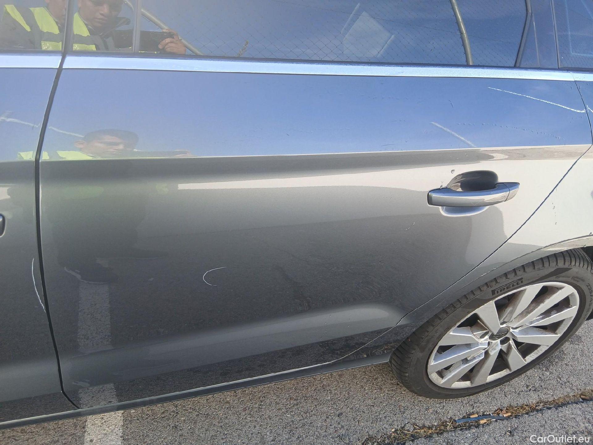  Audi  A3 AUDI  / 2016 / 4P / sedán Sedan Design 35 TDI 110kW S tronic #13