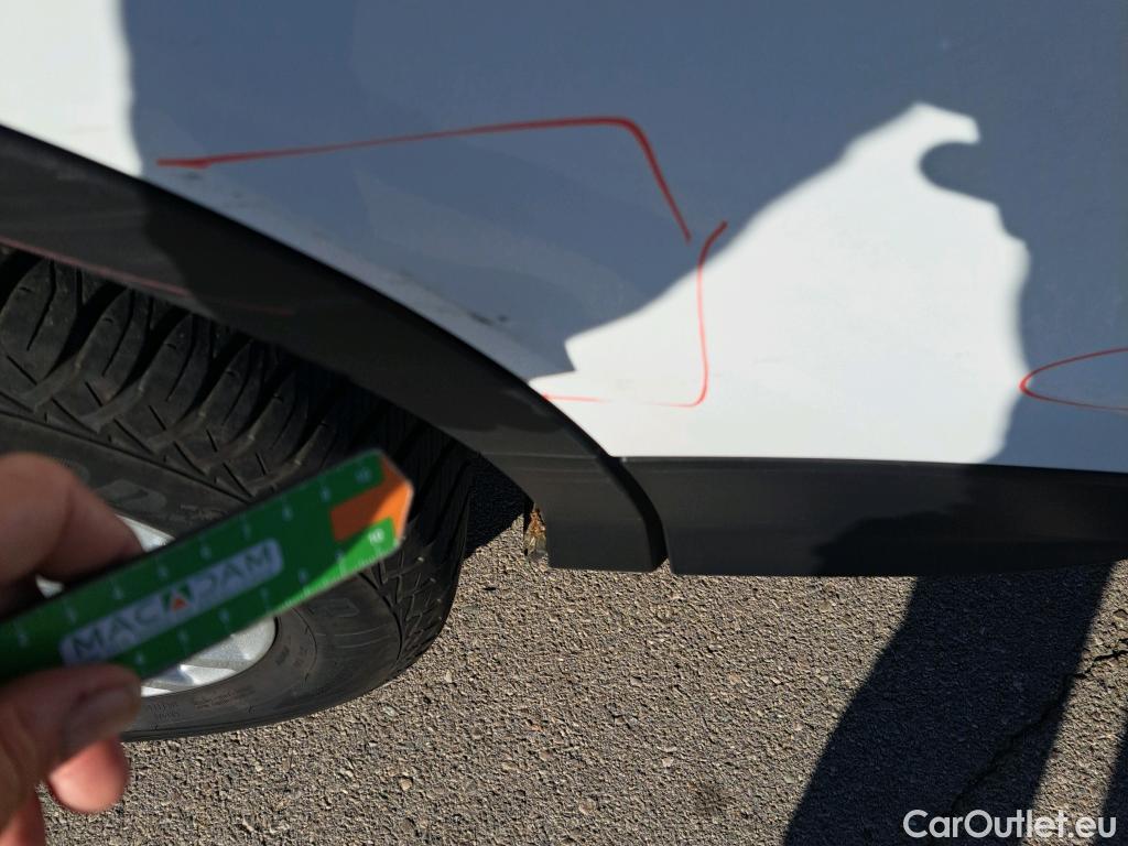  Ford  Kuga FORD  / 2016 / 5P / todoterreno 1.5 EcoBoost 88kW 4x2 Trend+ (CX) #4