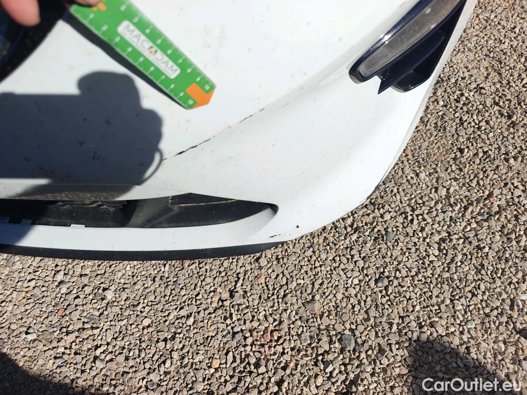  KIA  Cee'd KIA Ceed / 2018 / 5P / berlina con portón 1.0 T-GDi 74kW (100CV) Drive (CX) #18