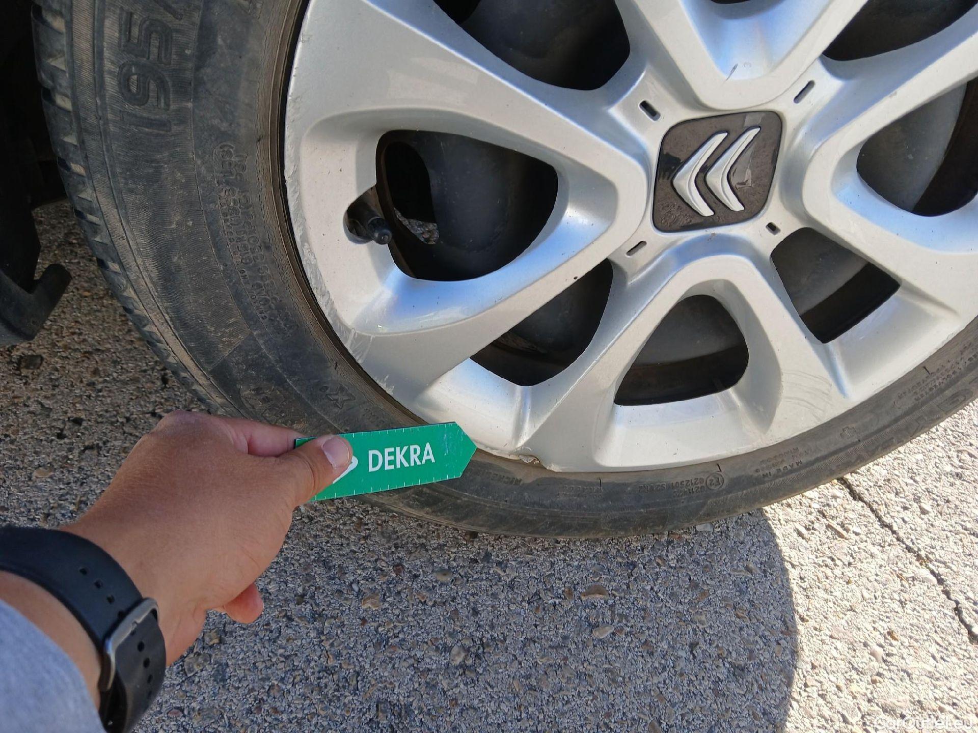  Citroen  C3 CITROEN  / 2016 / 5P / berlina con portón BlueHDi 73KW (100CV) S&S FEEL #9