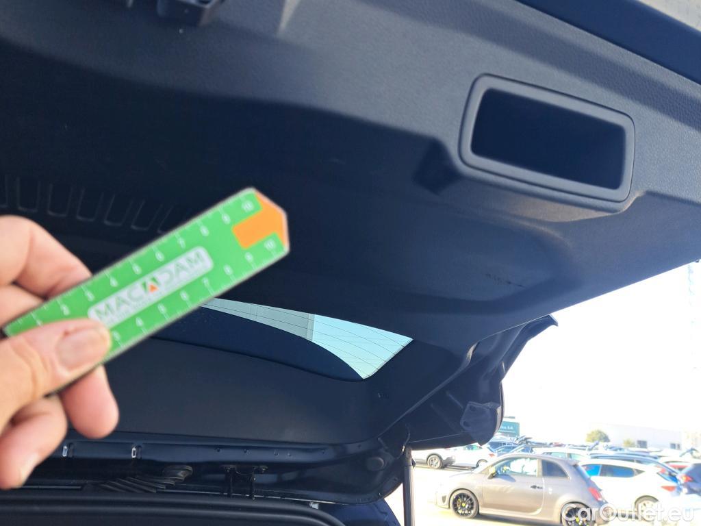 Jeep  Patriot JEEP Renegade / 2014 / 5P / todoterreno 80 Aniversario 1.0G 88kW (120CV) 4x2(SP) #25