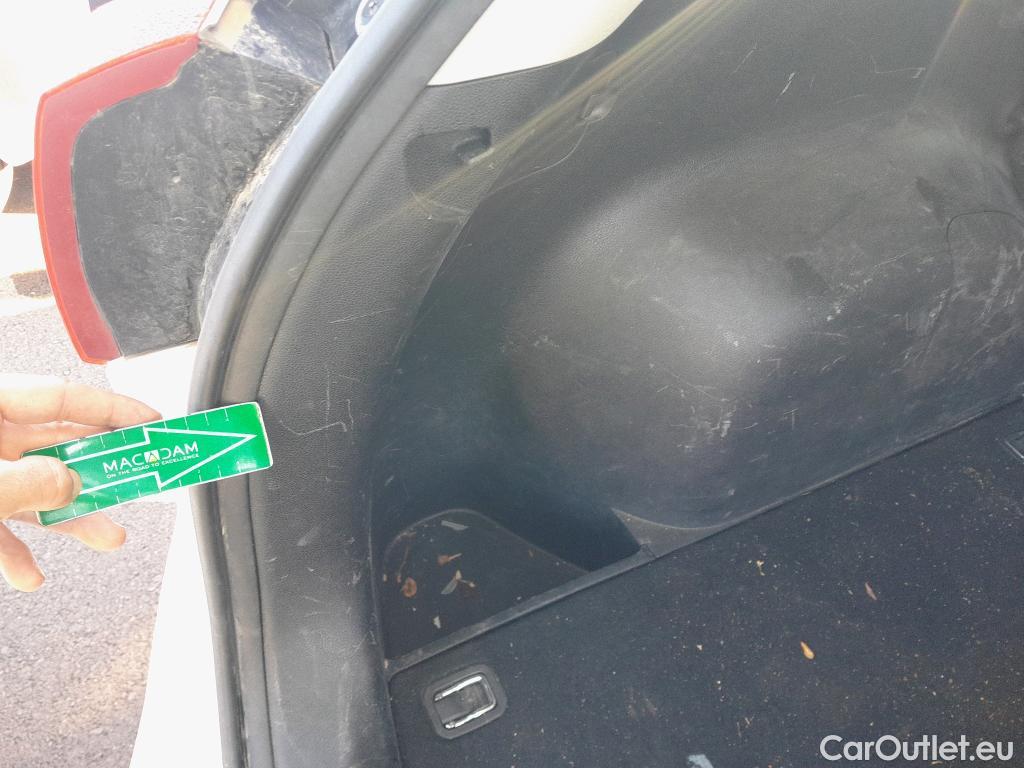  KIA  Niro KIA  / 2019 / 5P / crossover 1.6 GDi PHEV 104kW (141CV) Drive #33