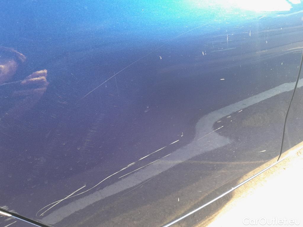  Bmw  Serie 1 BMW  / 2015 / 5P / berlina con portón 116d #16