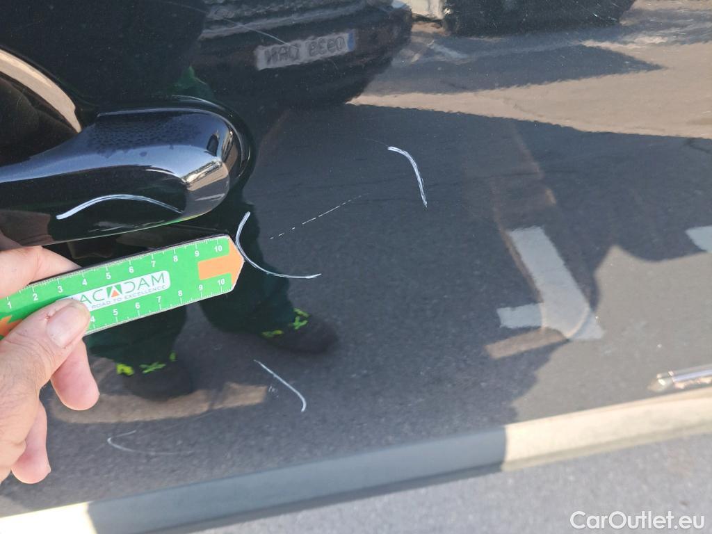 Jeep  Patriot JEEP Renegade / 2014 / 5P / todoterreno 80 Aniversario 1.0G 88kW (120CV) 4x2(SP) #19