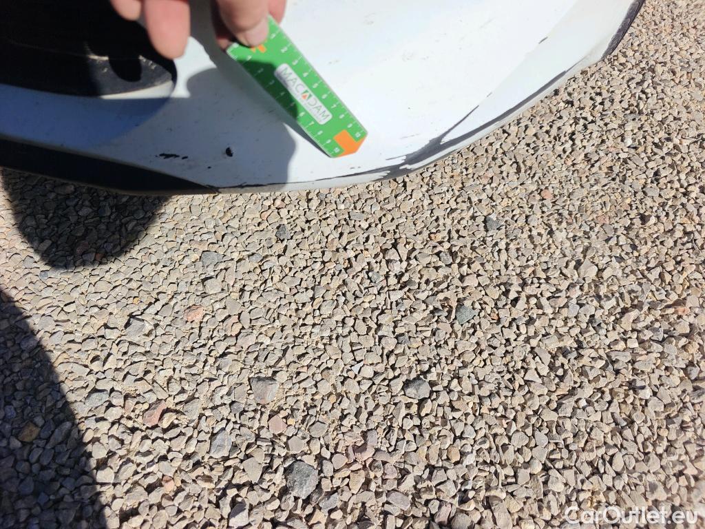  KIA  Cee'd KIA Ceed / 2018 / 5P / berlina con portón 1.0 T-GDi 74kW (100CV) Drive (CX) #19