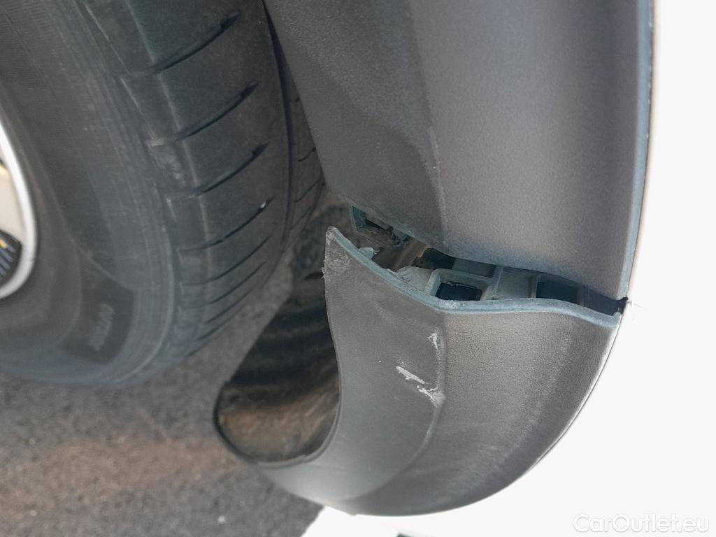  KIA  Niro KIA  / 2019 / 5P / crossover 1.6 GDi PHEV 104kW (141CV) Drive #6