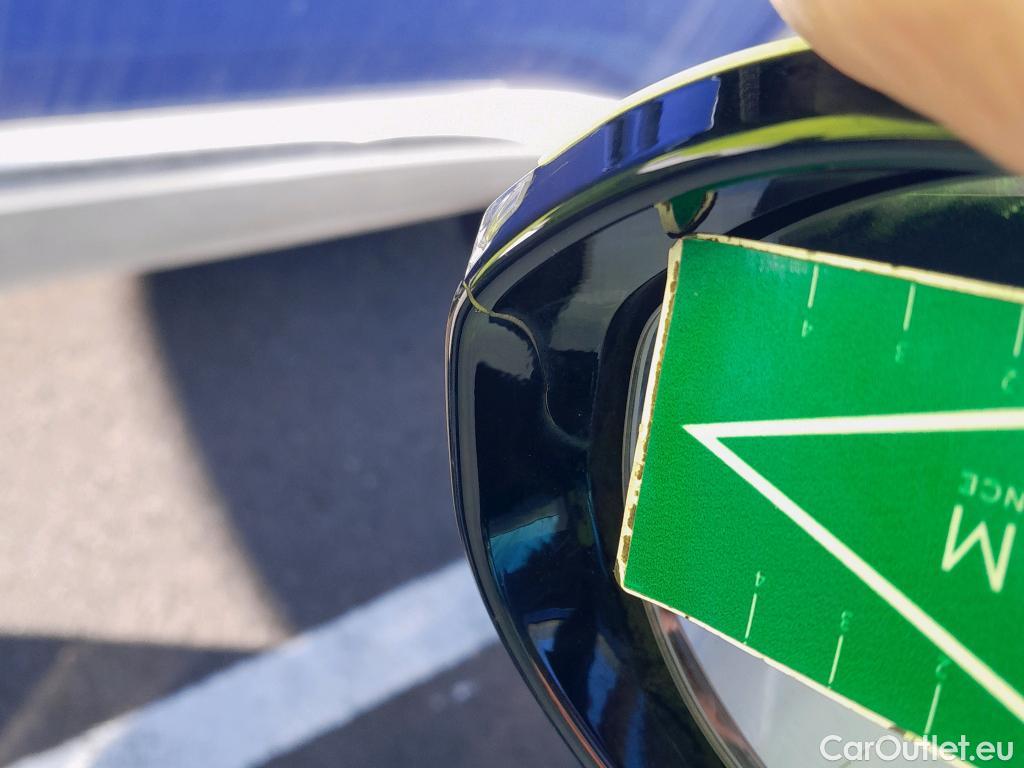  KIA  Niro KIA  / 2019 / 5P / crossover 1.6 GDi PHEV 104kW (141CV) Drive #42