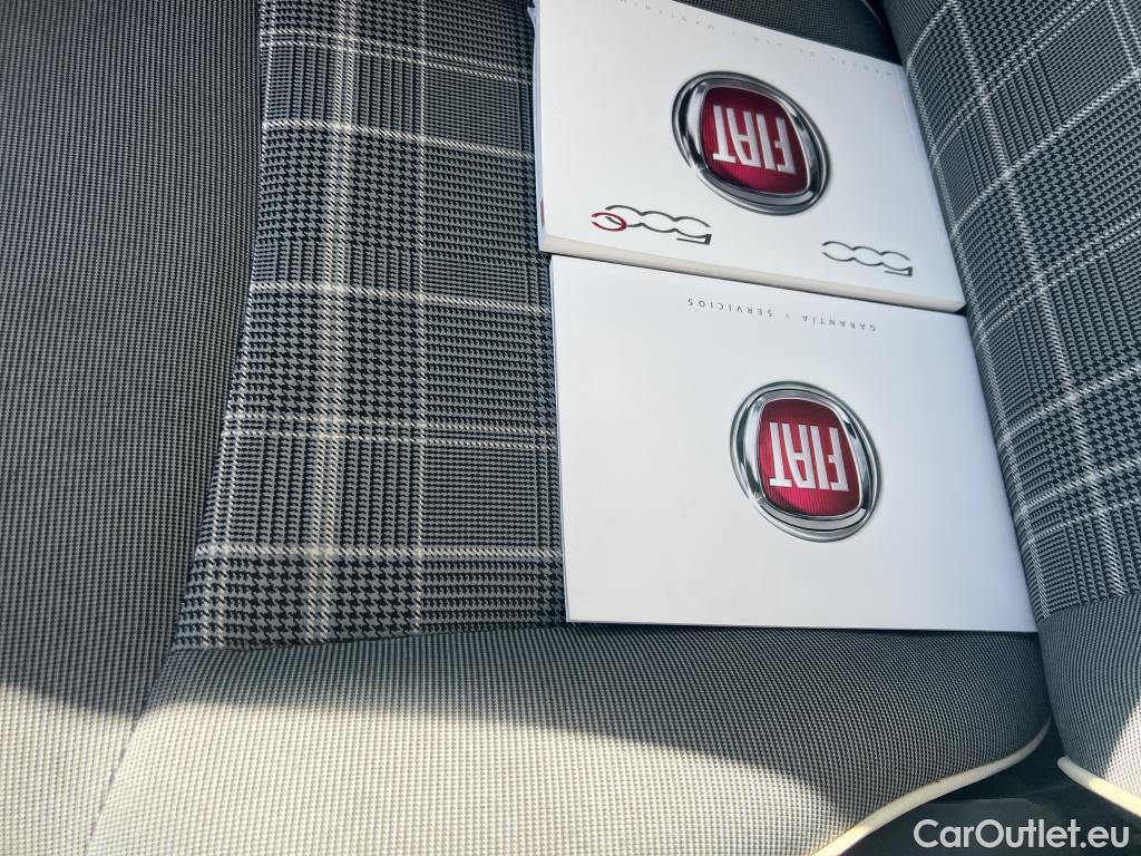  Fiat  500 FIAT  / 2015 / 3P / berlina con portón 1.2 8v 51kW (69CV) Mirror Fleet(SP) #12