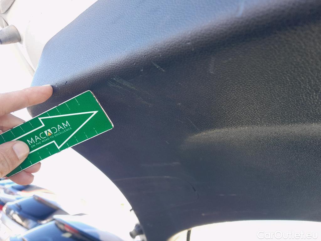  KIA  Niro KIA  / 2019 / 5P / crossover 1.6 GDi PHEV 104kW (141CV) Drive #37