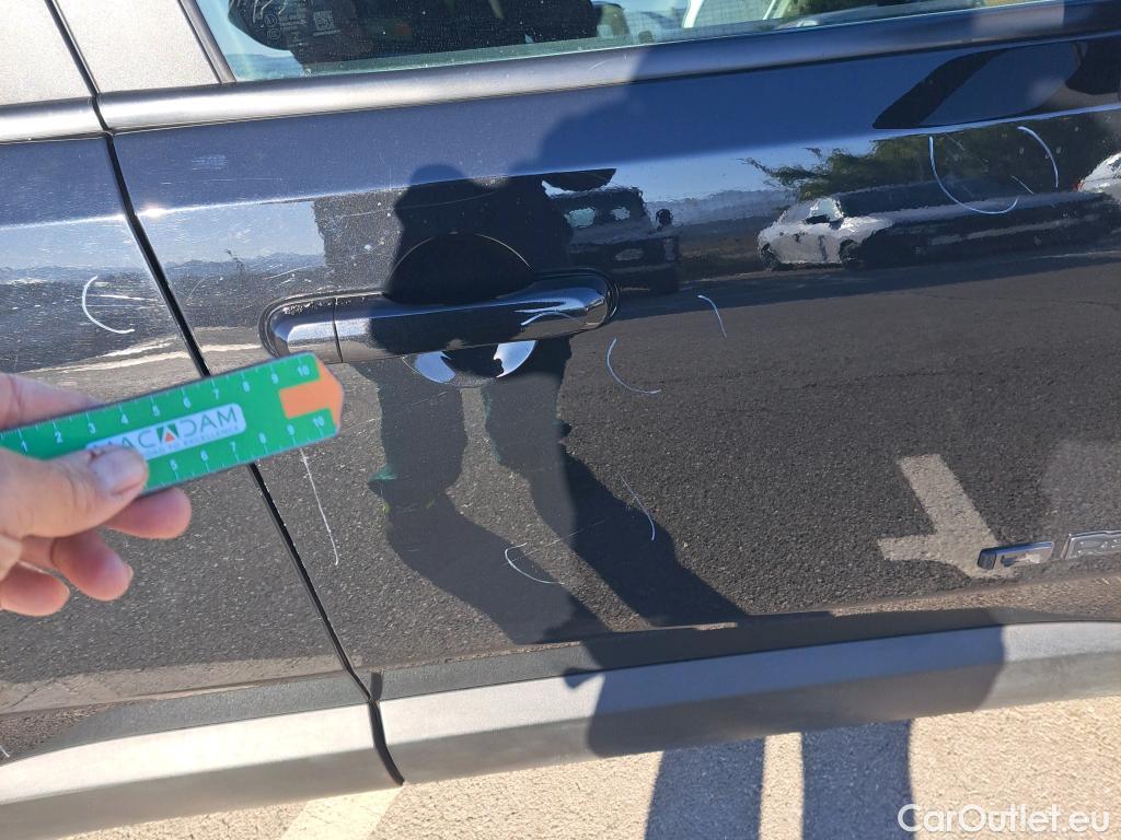 Jeep  Patriot JEEP Renegade / 2014 / 5P / todoterreno 80 Aniversario 1.0G 88kW (120CV) 4x2(SP) #51